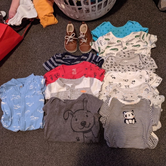 Baby Stuff!! - Picture 1 of 5